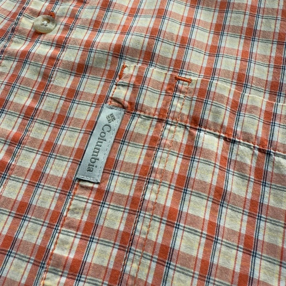 Columbia Short Sleeve Button Down Shirt  Orange & Cream Size S - Picture 3 of 8